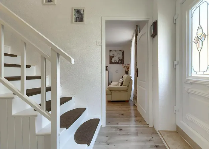 בית נופש Centar By Interhome *