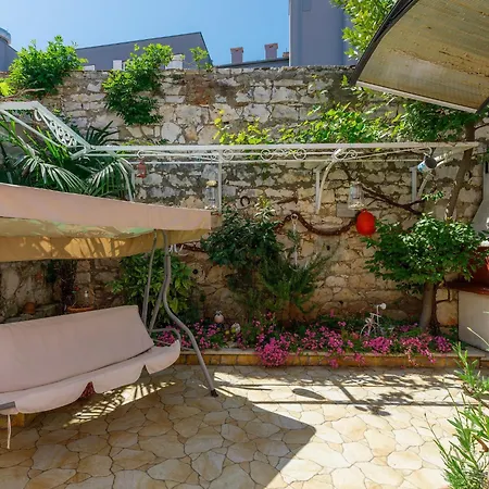 Vikendica Centar By Interhome *