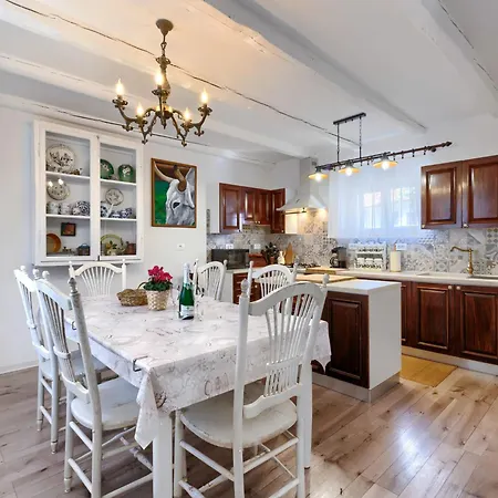 Centar By Interhome *